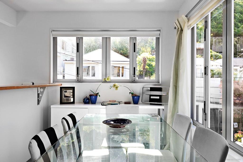 Trinketbox Villa Уелингтън Екстериор снимка